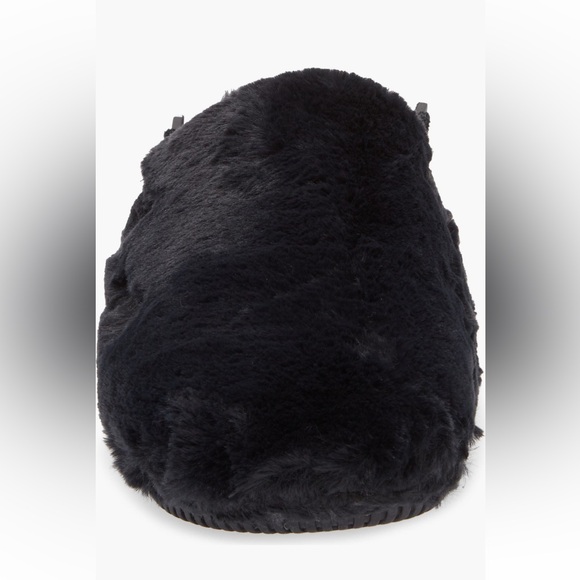 Nike Calm SE Women's Mules Black Faux Fur Slippers. Size 8! Black! Cozy! - Picture 4 of 13